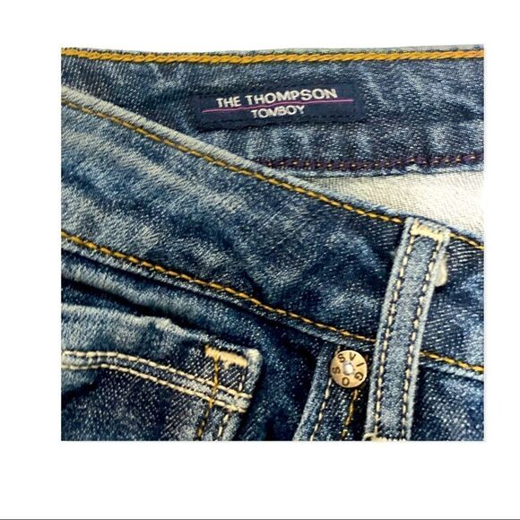 Vigoss Thompson Tomboy Destressed Cropped Jeans - Picture 4 of 7